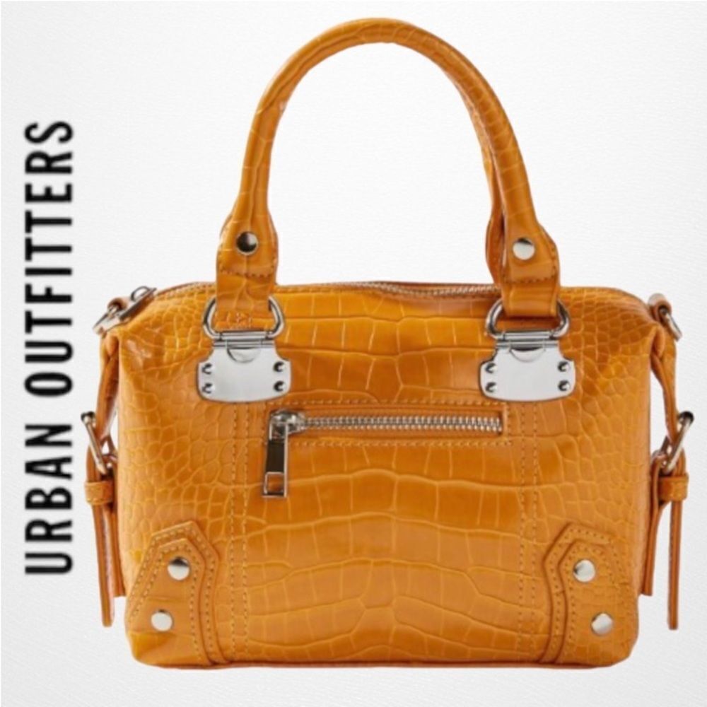 NEW UO Urban Outfitters Skylar Honey Crossbody Purse Bag